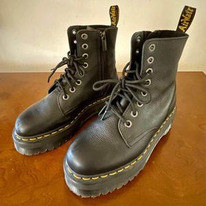 Dr. Martens Jadon Platform Combat Boots Black Leather Size 6 Mens / 7.5 Womens